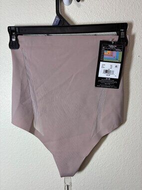 NWT Maidenform High Waist Thong Shaping Extra Firm Size Medium Beige MSRP $33